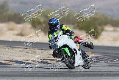 media/Oct-30-2025-Racers Edge (Thu) [[dabbdaf680]]/3-B Group/Session 1 (Turn 5)/